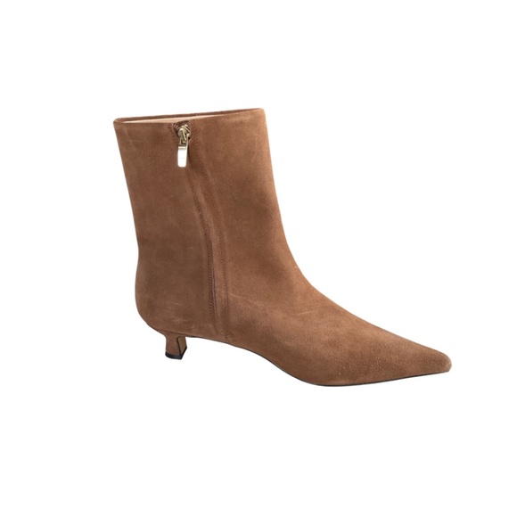 Ann Taylor Tan Ankle Boots - Picture 8 of 10